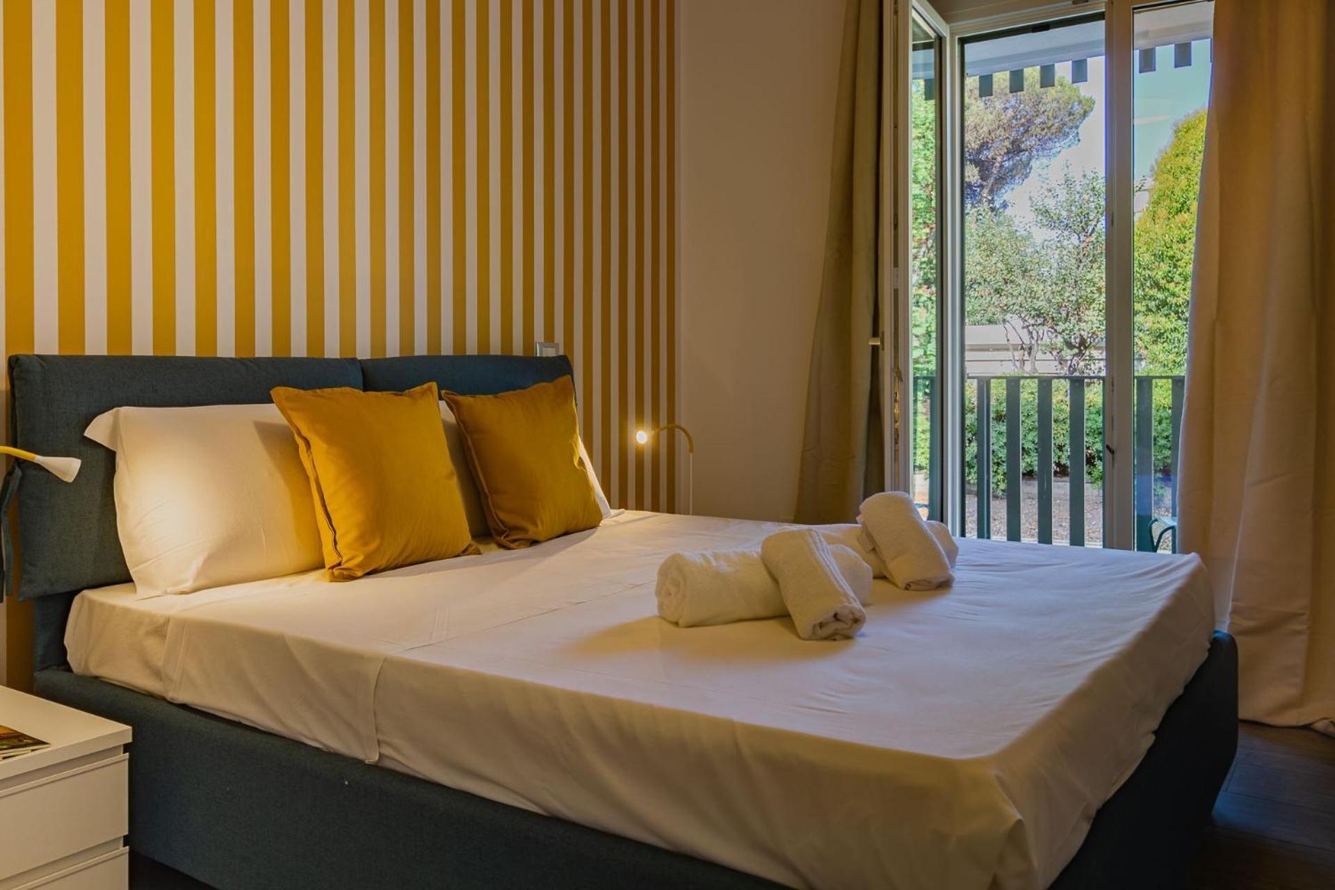 Mustard Apartamento *